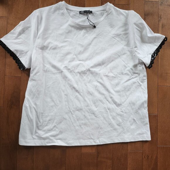 3/$15 SALE!!!  😎  Zara t-shirt - Picture 1 of 2